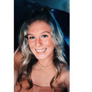 Meet your Posher, Savannah